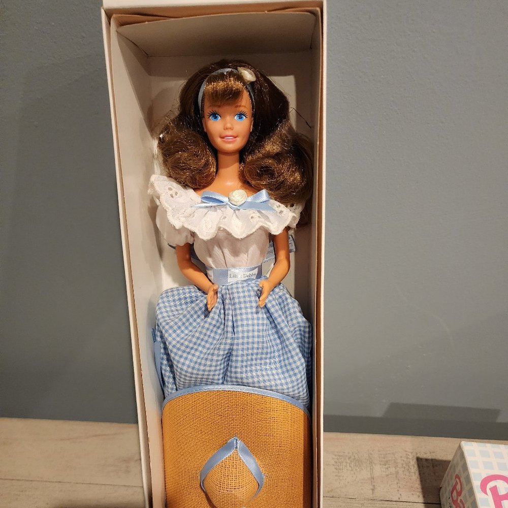 Vintage 1995 Little Debbie Snacks Barbie NIB